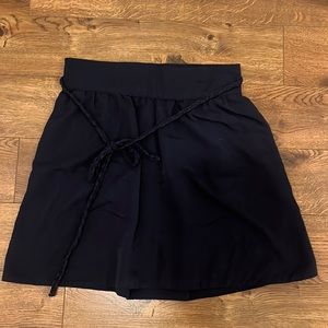 Navy Tommy Hilfiger skirt